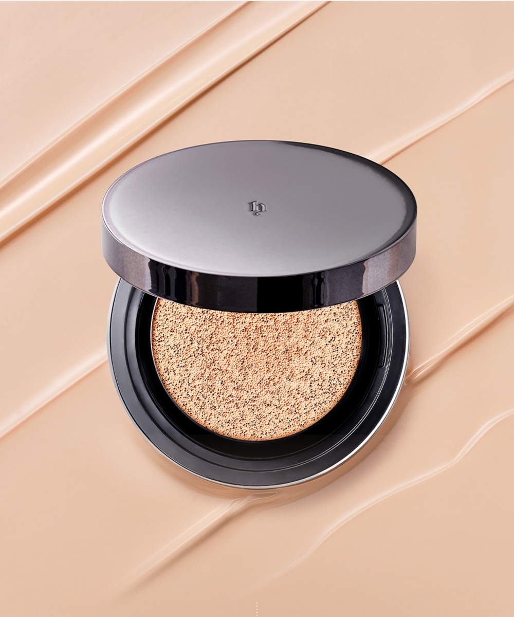 HEVVY MAKEUP Gleaming Skin Cushion H detail 03