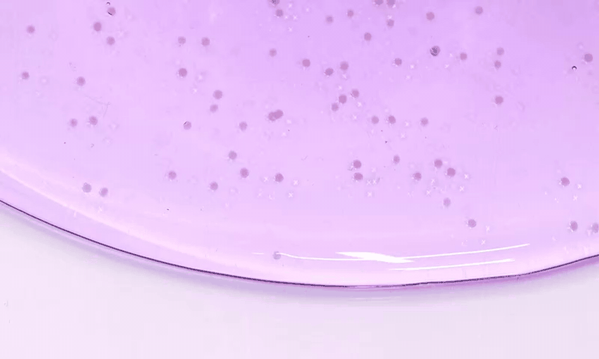 INGREDIENT EDITOR Muscat Grape Vita C Dark Spot Serum Plain detail 13