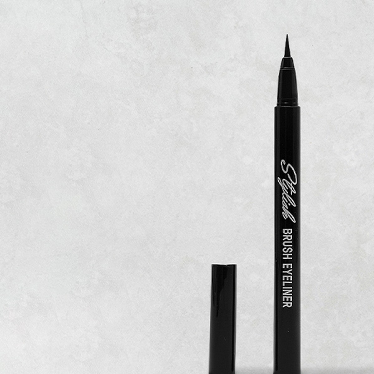 STYLISH Brush Eyeliner Black 0.5g